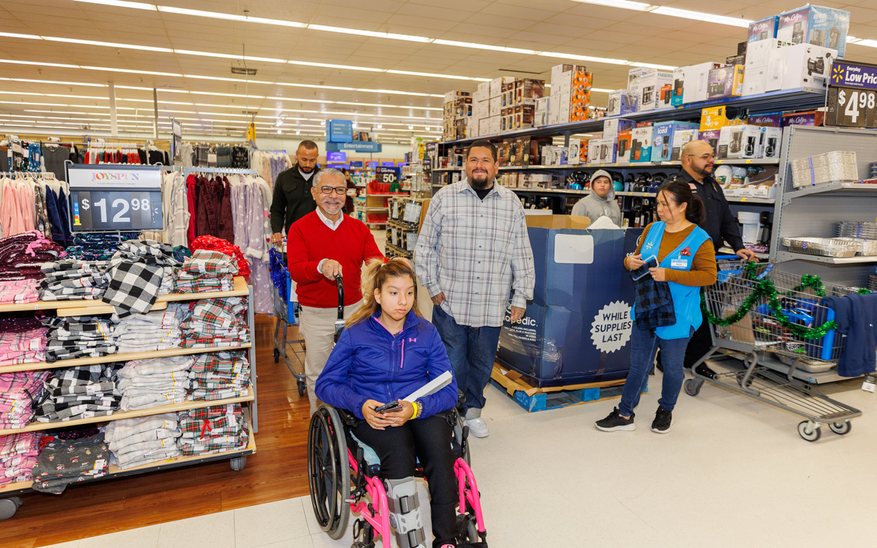 Holiday Joy With Shop With A Cop